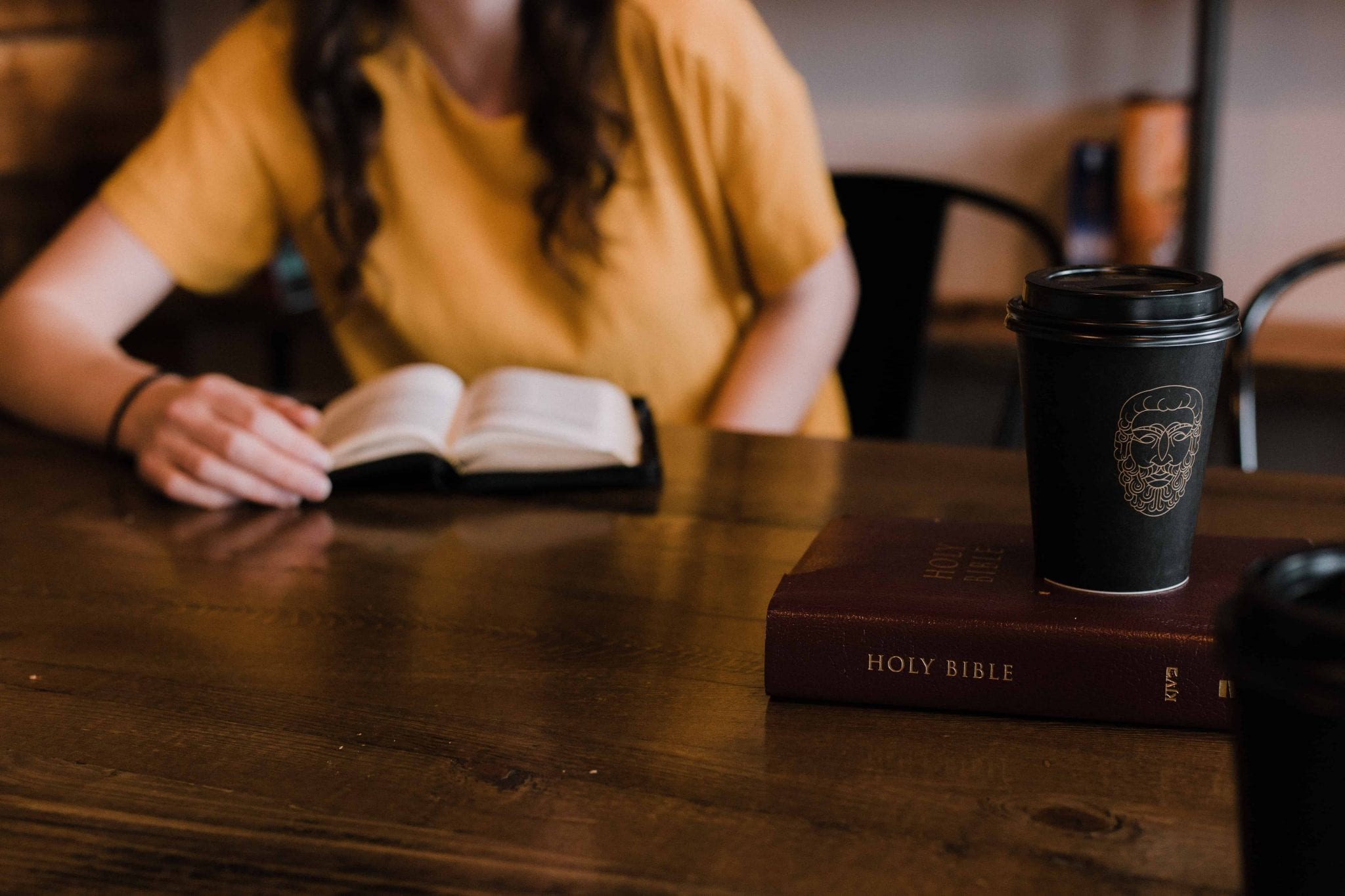 10 Graduation Gifts for the New Bible College Freshman